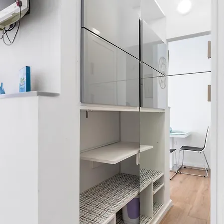 Apartman Modern Near Znjan *